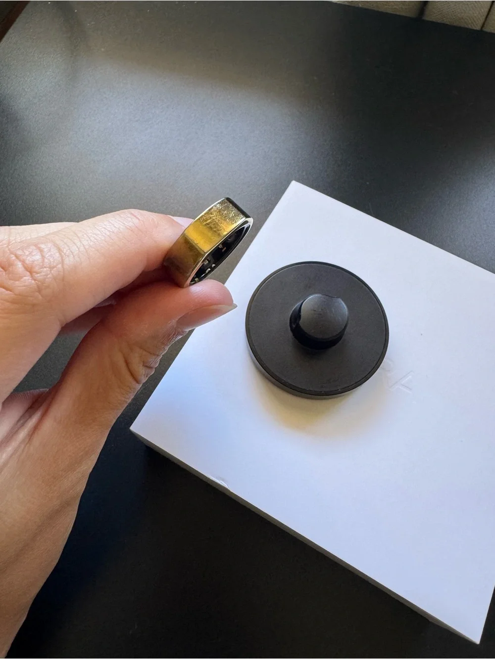 Oura ring Gen 3 Heritage ring size 8 gold (2-3 day battery life)